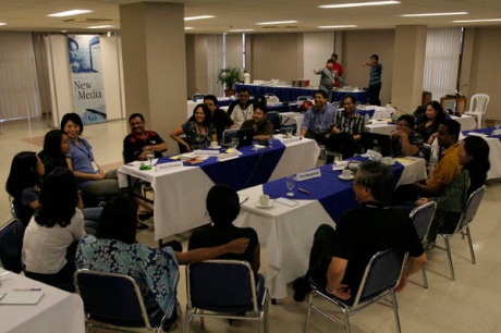 Ateneo ACFJ Alumni meet on the last day of the 3rd Forum of Emerging Leaders in Asian Journalism. 